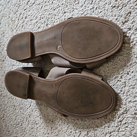 Lucky Brand Gallah Women's Taupe Criss Cross Flats Leather Sandals Size 9 - Picture 4 of 9